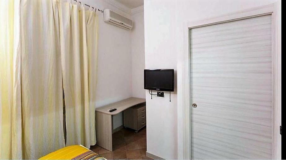 Manzoni House Appartement Lecce Buitenkant foto